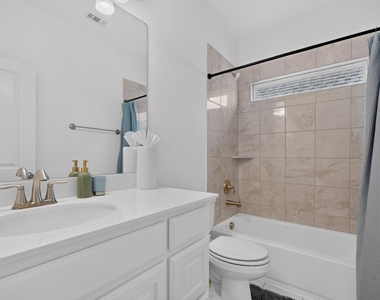 3740 Coldstream Drive - Photo Thumbnail 26