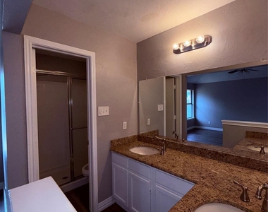 2612 S Meadow Drive - Photo Thumbnail 16
