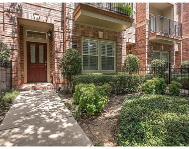 3610 Gillespie Street - Photo Thumbnail 13