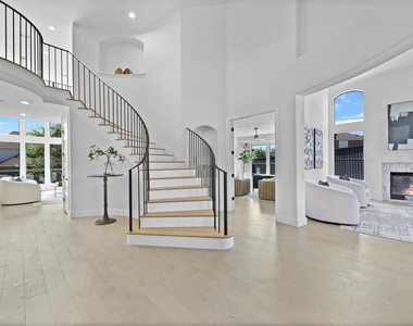 1750 Greenwood Court - Photo Thumbnail 1