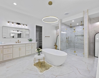 1750 Greenwood Court - Photo Thumbnail 19