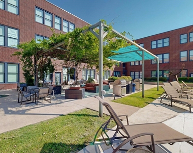 2502 Live Oak Street - Photo Thumbnail 27