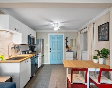 3285 Clover Lane Street - Photo Thumbnail 7