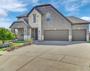 810 Acadia Court - Photo Thumbnail 1