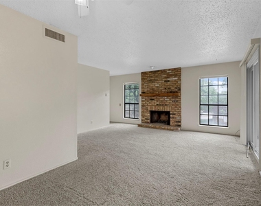 15221 Berry Trail - Photo Thumbnail 1