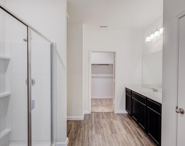817 Cedar Elm Drive - Photo Thumbnail 22