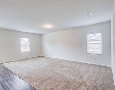 817 Cedar Elm Drive - Photo Thumbnail 11