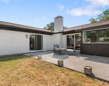 3757 Blue Trace Lane - Photo Thumbnail 17