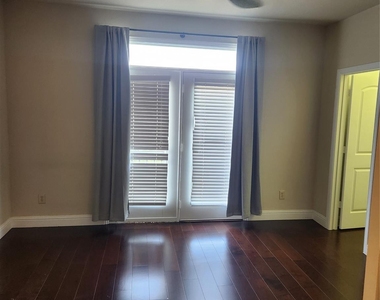 5720 Robbie Road - Photo Thumbnail 21