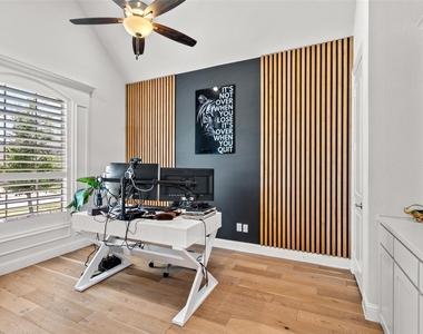 601 Sunbury Lane - Photo Thumbnail 31
