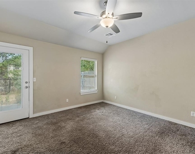 706 W London Street - Photo Thumbnail 14
