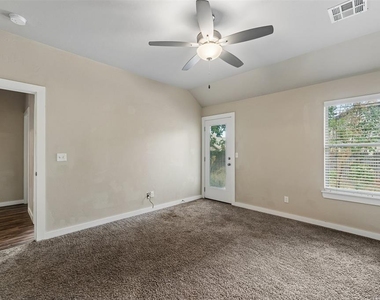706 W London Street - Photo Thumbnail 17