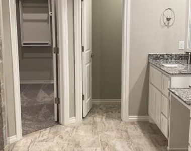 5201 Skylar Rae Road - Photo Thumbnail 8