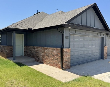 10628 Sw 16th Terrace - Photo Thumbnail 1