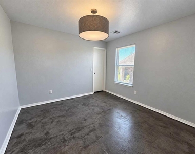 2801 Nw 186th Street - Photo Thumbnail 12