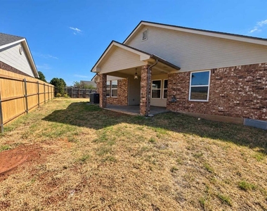 2801 Nw 186th Street - Photo Thumbnail 14