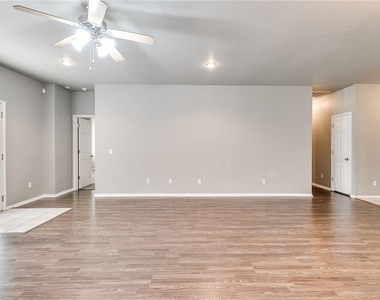 5928 Se 69th Street - Photo Thumbnail 5