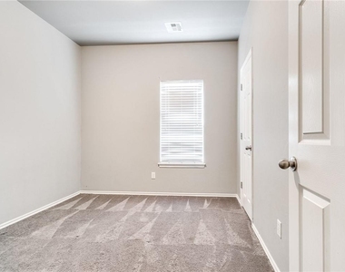 5928 Se 69th Street - Photo Thumbnail 20