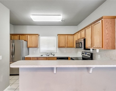 5928 Se 69th Street - Photo Thumbnail 6
