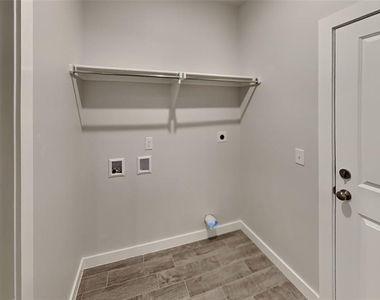 17630 Blackhawk Court - Photo Thumbnail 24