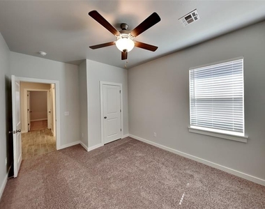 17630 Blackhawk Court - Photo Thumbnail 17
