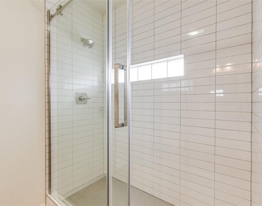 2929 N Utah Avenue - Photo Thumbnail 15