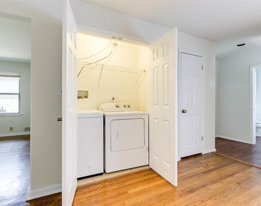 2929 N Utah Avenue - Photo Thumbnail 14