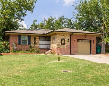 2929 N Utah Avenue - Photo Thumbnail 2