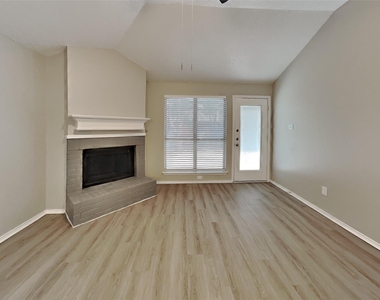 5615 Alicante Drive - Photo Thumbnail 1