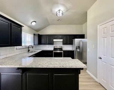 17505 Bronze Lane - Photo Thumbnail 6