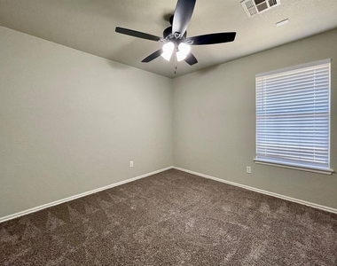 17505 Bronze Lane - Photo Thumbnail 12