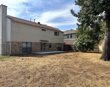 3731 Spring Meadow Lane - Photo Thumbnail 25