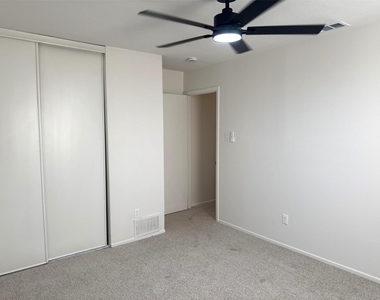 3731 Spring Meadow Lane - Photo Thumbnail 24