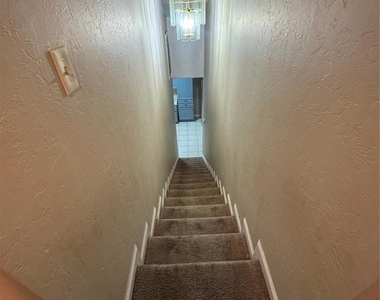 2019 Nw 17th Street - Photo Thumbnail 14