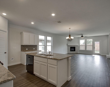 7612 Spring Drive - Photo Thumbnail 9