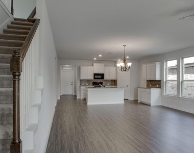 7612 Spring Drive - Photo Thumbnail 17