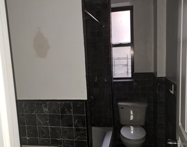 3139 Broadway - Photo Thumbnail 6