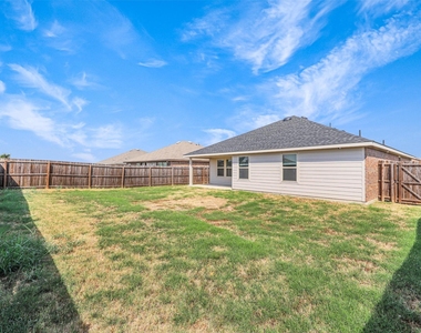 304 Patina Street - Photo Thumbnail 24
