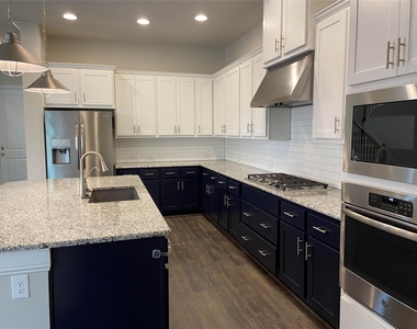 13629 Sweetwalk Place - Photo Thumbnail 8