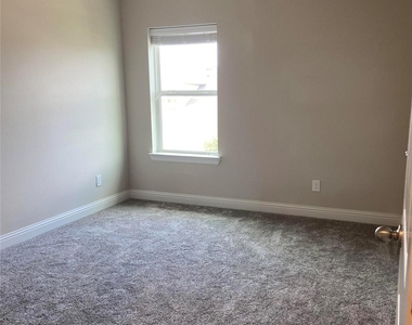 13629 Sweetwalk Place - Photo Thumbnail 18