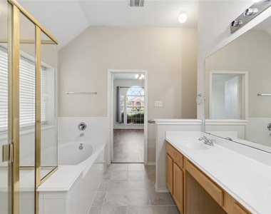 5012 Geranium Court - Photo Thumbnail 20