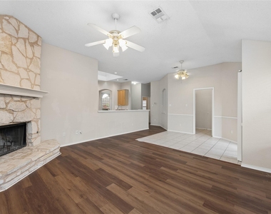 5012 Geranium Court - Photo Thumbnail 15