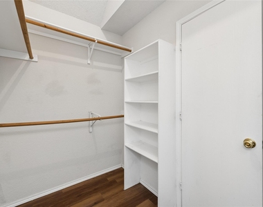 5012 Geranium Court - Photo Thumbnail 21