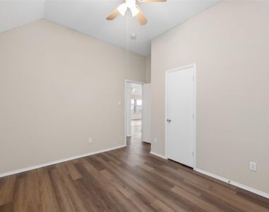 5012 Geranium Court - Photo Thumbnail 26