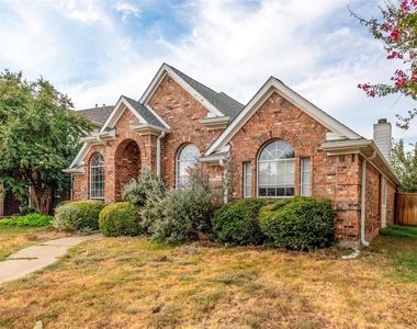 5012 Geranium Court - Photo Thumbnail 1