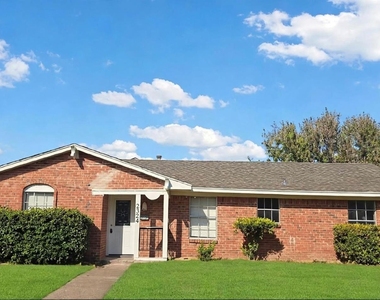 2324 Fulton Drive - Photo Thumbnail 1