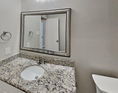 6560 Chinaberry Trail - Photo Thumbnail 15