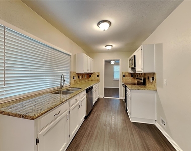 5905 Cedar Lane - Photo Thumbnail 3