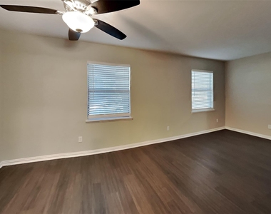 5905 Cedar Lane - Photo Thumbnail 16