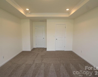 2748 Trinity Street - Photo Thumbnail 6
